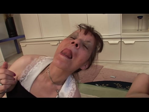 ❤️ Due nonne e un nonno fanno una cosa a tre ❤ Porno duro al it.porno-fuq.ru ❌️